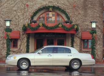 The Town Car Cartier L
