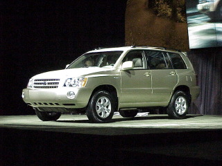 Toyota Unveils All-New Highlander