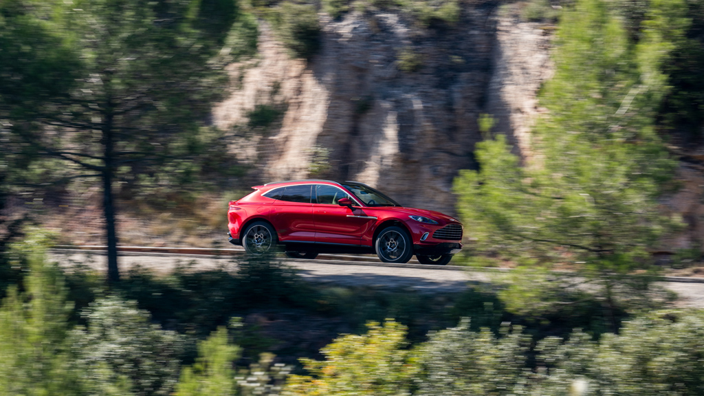 Aston Martin unviels DBX