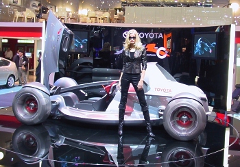 Toyota Motor Triathlon Race Car MTRC Concept