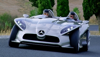 Mercedes-Benz F400 Carving Study